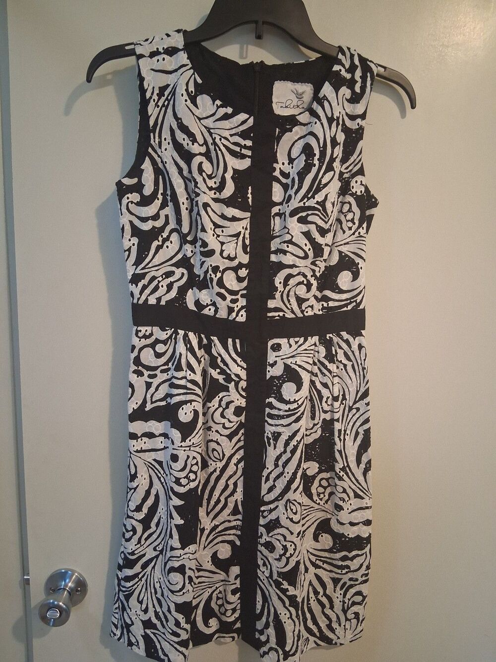 Anthropologie Tabitha Black & White Paisley Lace Eyelet Sheath Dress, Size 0